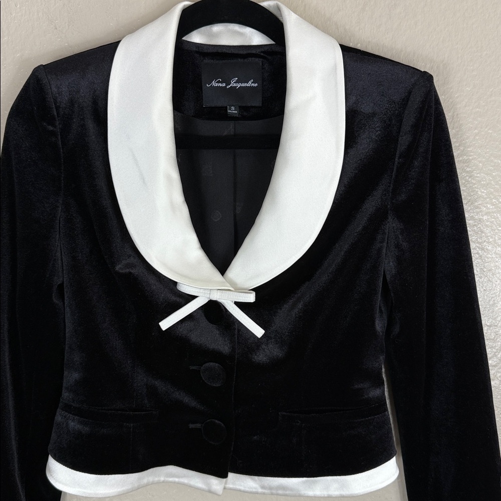 Nana Jacqueline Victoria Velvet Blazer - Picture 6 of 12